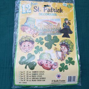 Vintage Beistle St. Patrick's Day Decorama Paper Cutouts 12 Piece Set NIP 1992